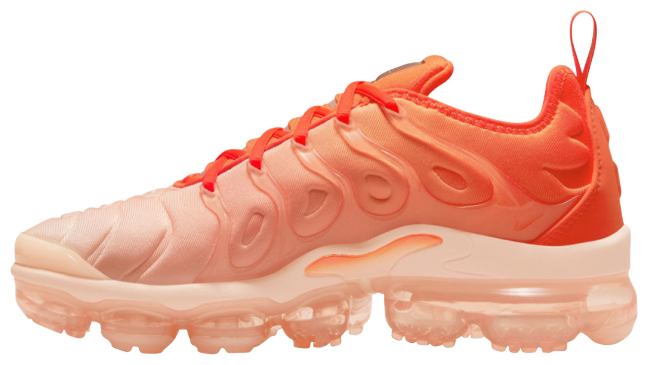 Nike Air Vapormax Plus Image 2 of 8. Tap to open photo gallery.