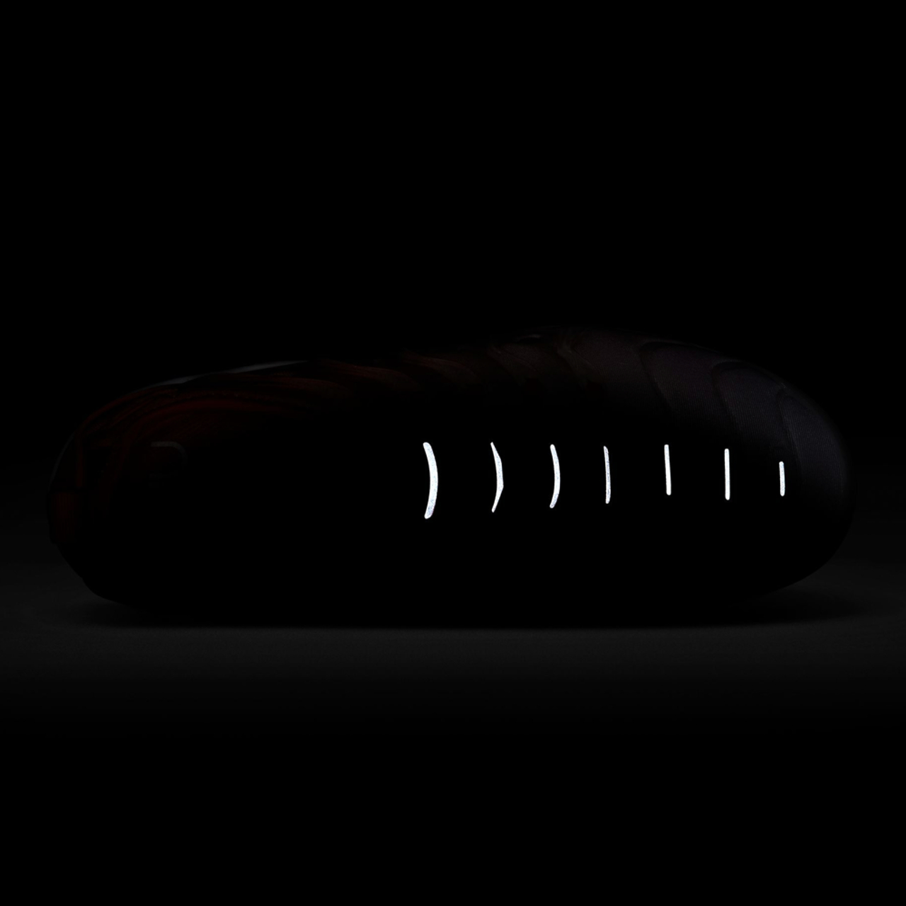 Nike Air Vapormax Plus Image 8 of 8. Tap to open photo gallery.