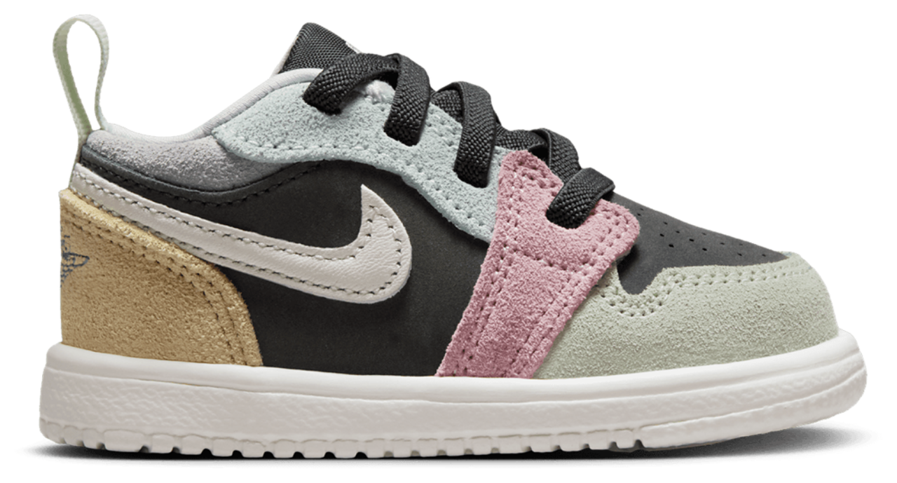 Jordan AJ 1 Low Alt SE Image 1 of 8. Tap to open photo gallery.