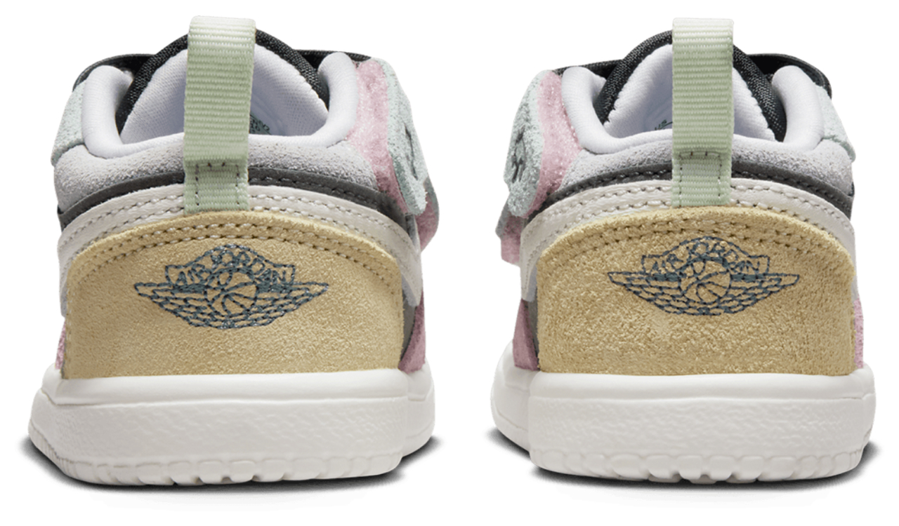 Jordan AJ 1 Low Alt SE Image 3 of 8. Tap to open photo gallery.