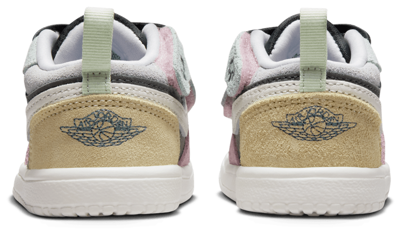 Jordan AJ 1 Low Alt SE Image 3 of 8. Tap to open photo gallery.