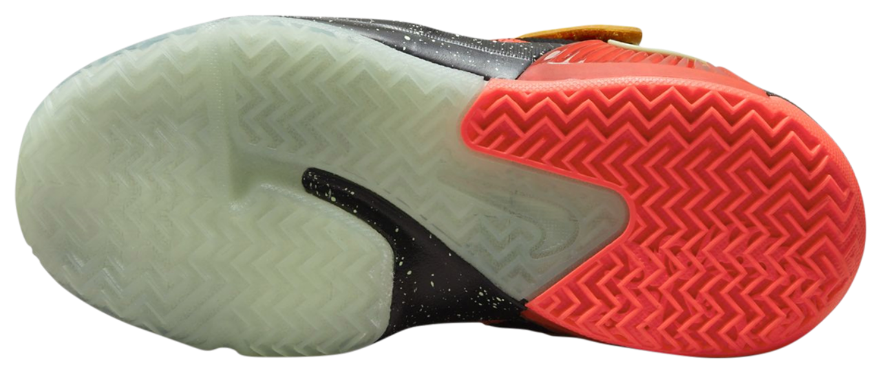 Nike Witness VII  Image 5 of 5. Tap to open photo gallery.