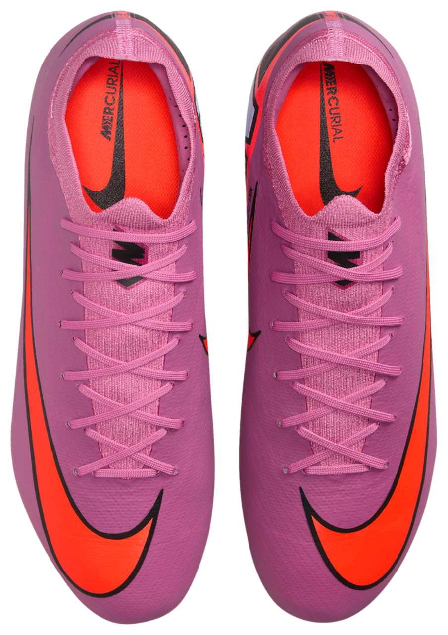 Nike Zoom Vapor 16 Pro FG Image 4 of 5. Tap to open photo gallery.
