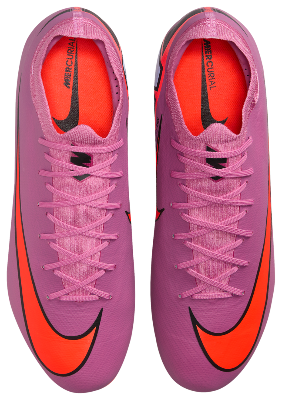 Nike Zoom Vapor 16 Pro FG Image 4 of 5. Tap to open photo gallery.