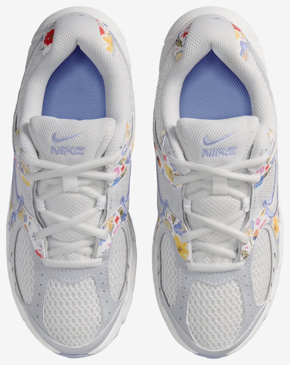 Nike V5 RNR SE FL Image 4 of 5. Tap to open photo gallery.