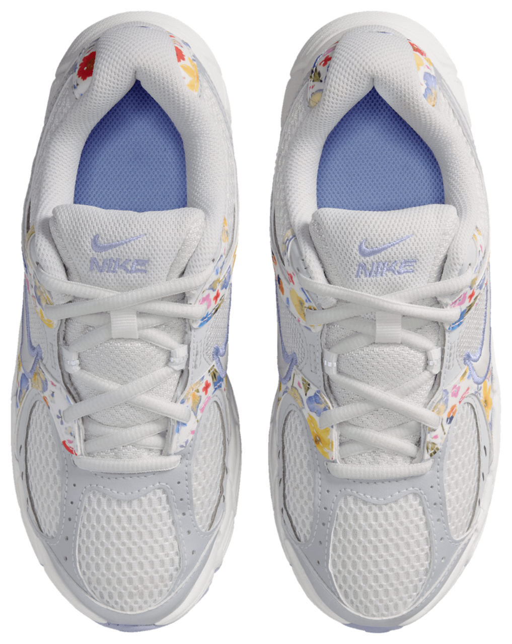 Nike V5 RNR SE FL Image 4 of 5. Tap to open photo gallery.