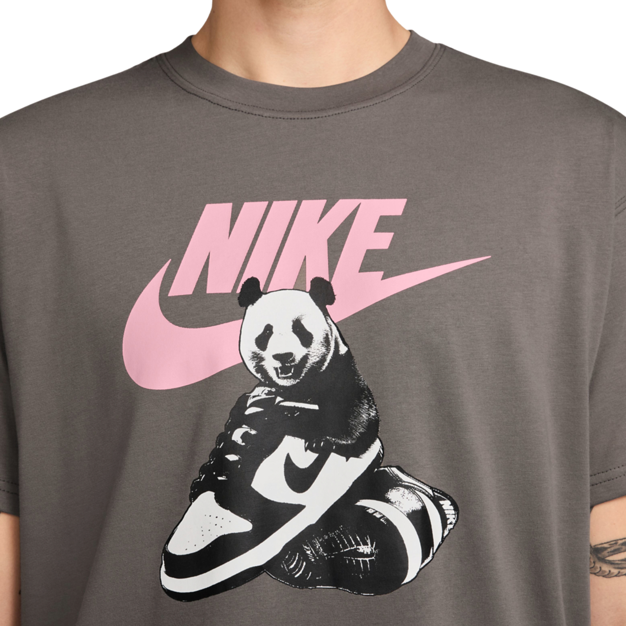 Nike FW MBR CNC T-Shirt Image 3 of 3. Tap to open photo gallery.