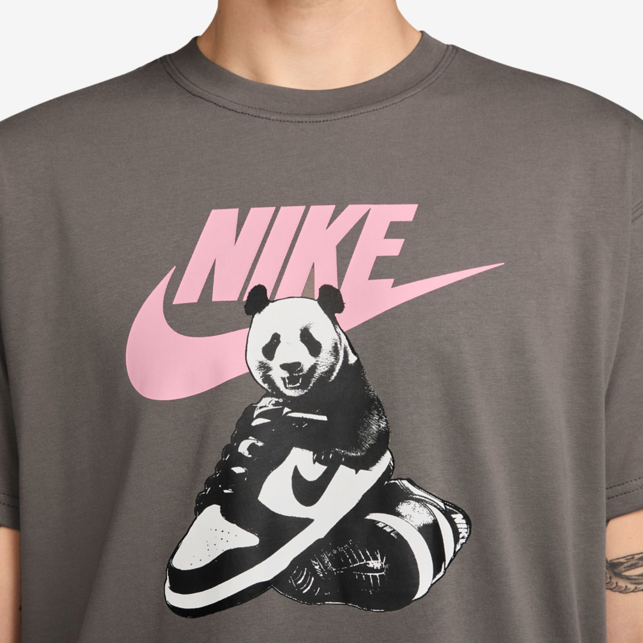 Nike FW MBR CNC T-Shirt Image 3 of 3. Tap to open photo gallery.