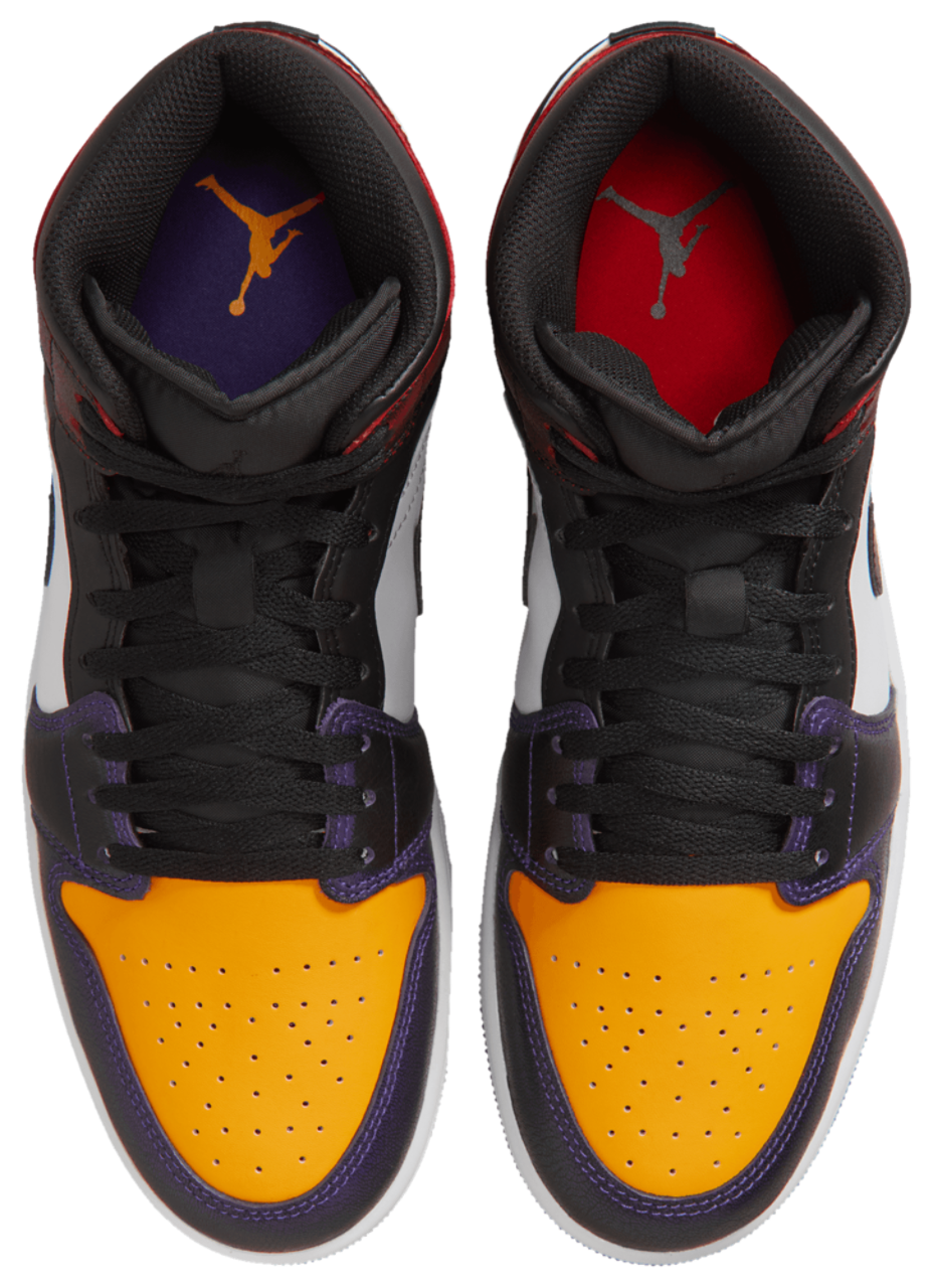 Jordan Air Jordan 1 Mid SE Image 4 of 8. Tap to open photo gallery.