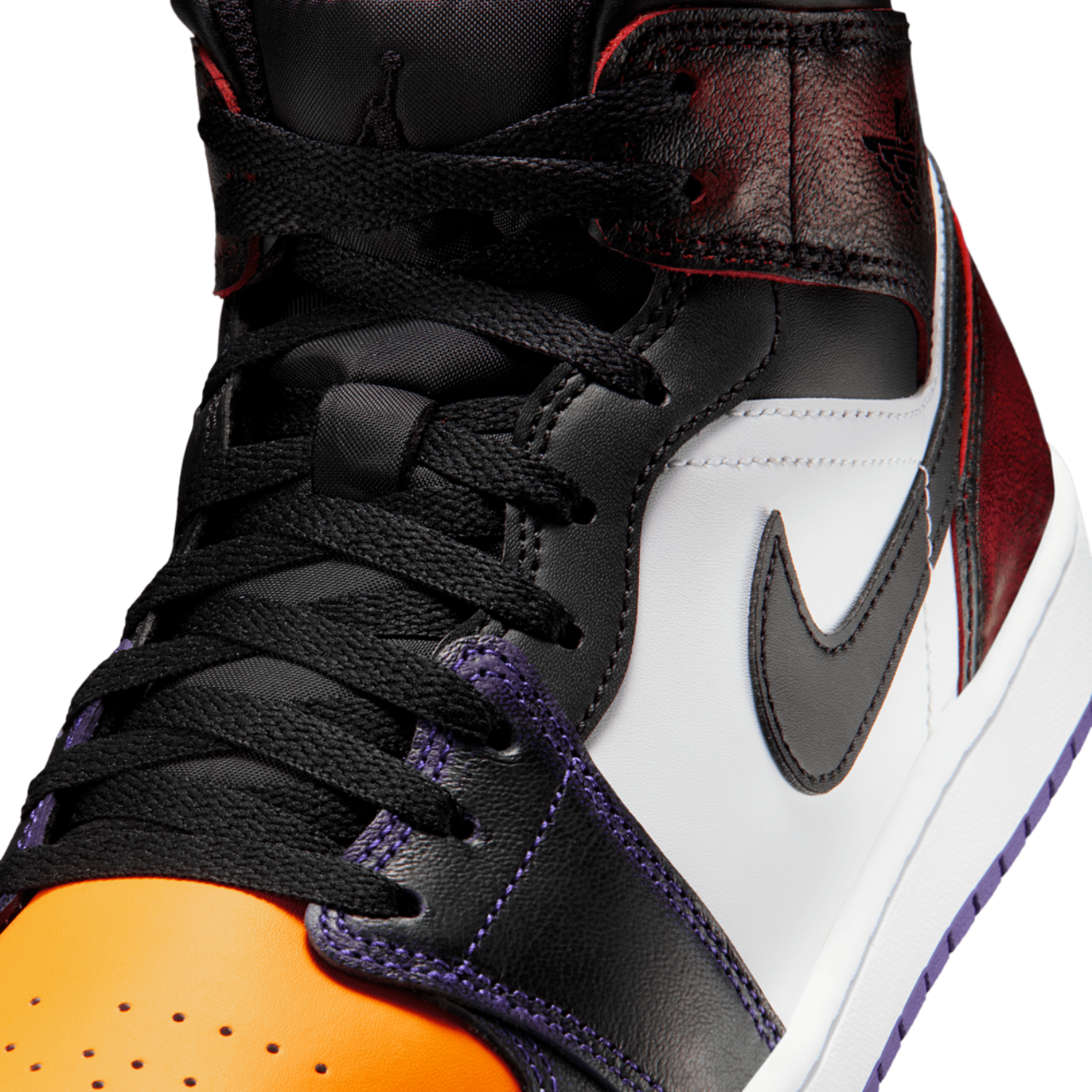 Jordan Air Jordan 1 Mid SE Image 7 of 8. Tap to open photo gallery.