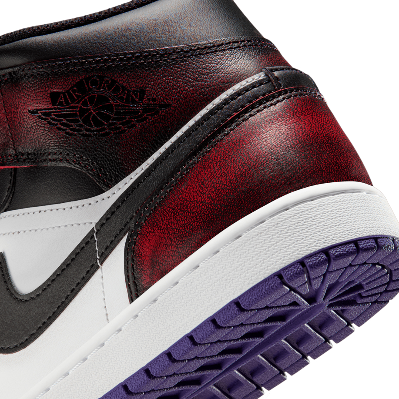Jordan Air Jordan 1 Mid SE Image 8 of 8. Tap to open photo gallery.