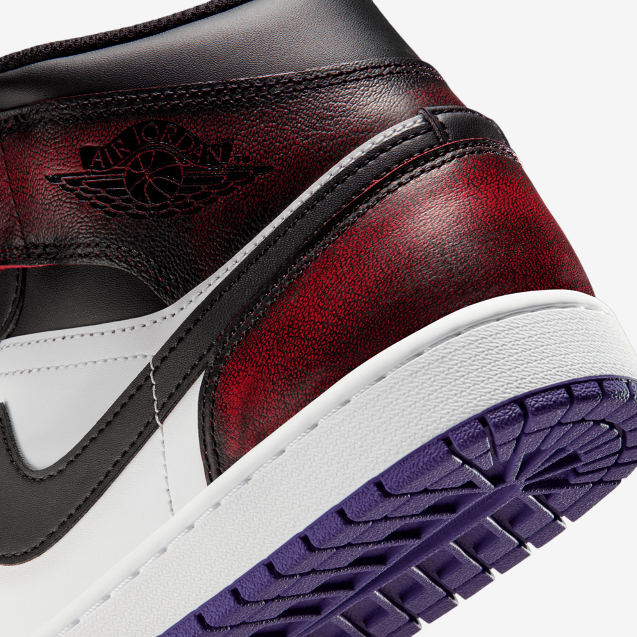 Jordan Air Jordan 1 Mid SE Image 8 of 8. Tap to open photo gallery.