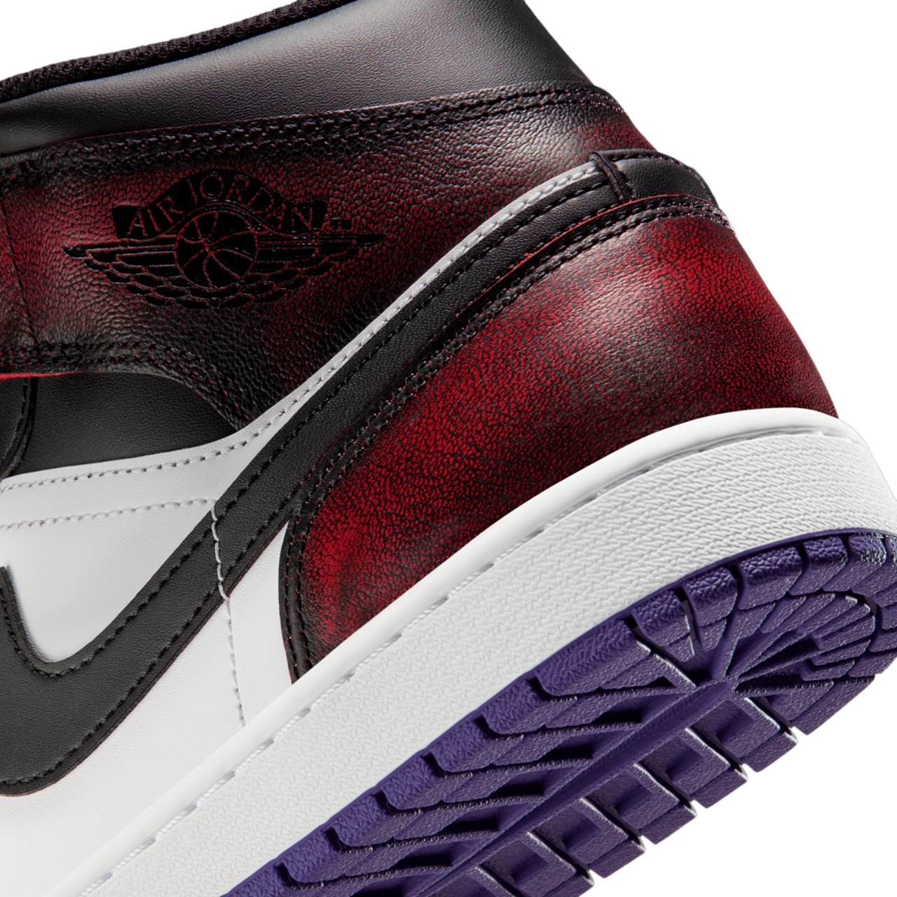 Jordan Air Jordan 1 Mid SE Image 8 of 8. Tap to open photo gallery.