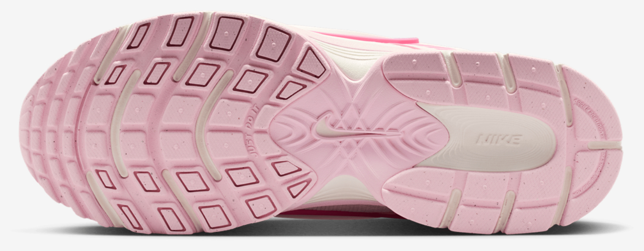 Nike V5 RNR Image 5 of 5. Tap to open photo gallery.
