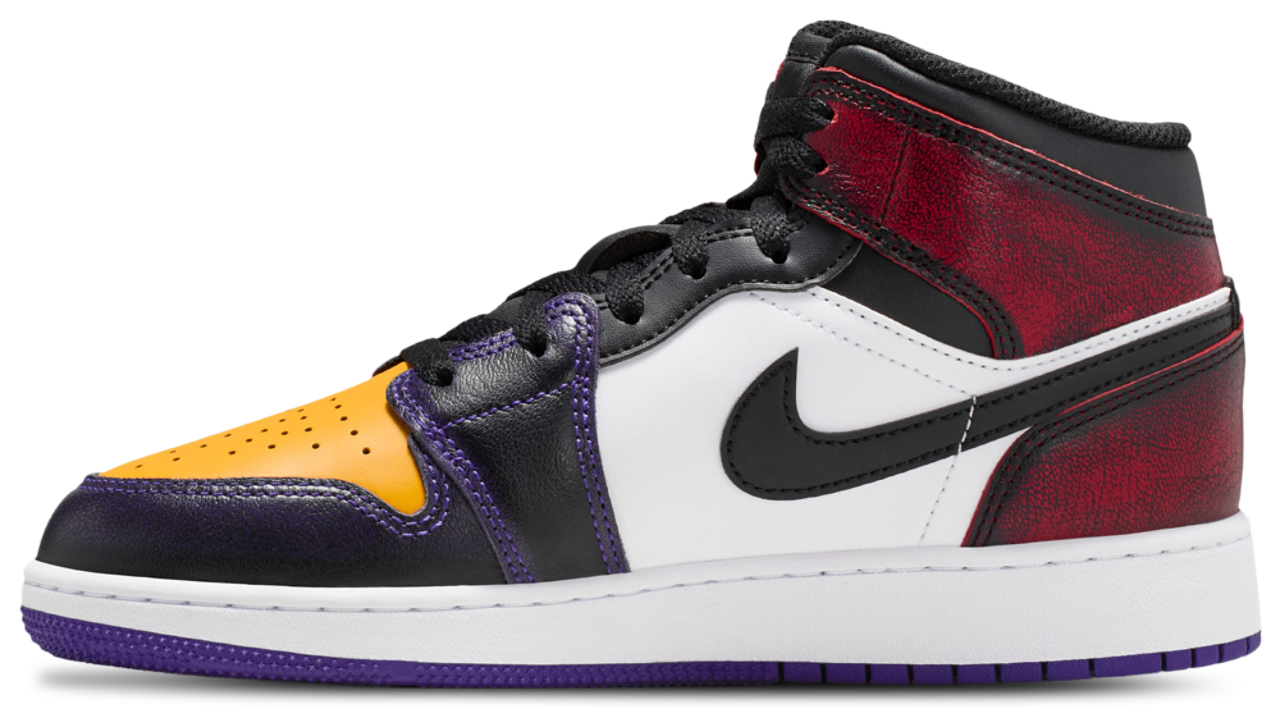 Jordan Jordan 1 Mid SE NAJ9 Image 2 of 5. Tap to open photo gallery.
