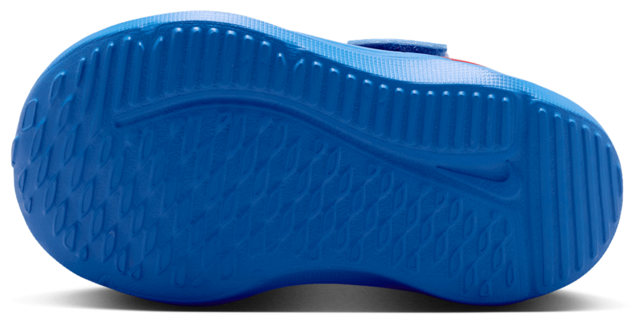 Nike Cosmic Runner Swoosh Image 5 of 7. Tap to open photo gallery.