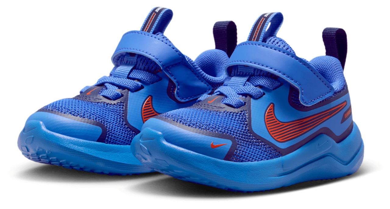 Nike Cosmic Runner Swoosh Image 6 of 7. Tap to open photo gallery.