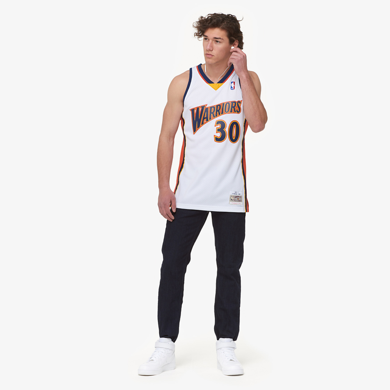 Mitchell & Ness SuperSonics Swingman Jersey Image 5 of 7. Tap to open photo gallery.
