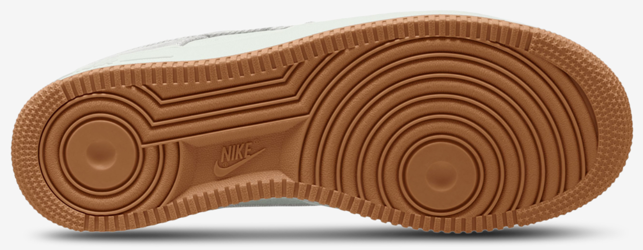Nike Air Force 1 '07 LV8 Image 4 of 4. Tap to open photo gallery.