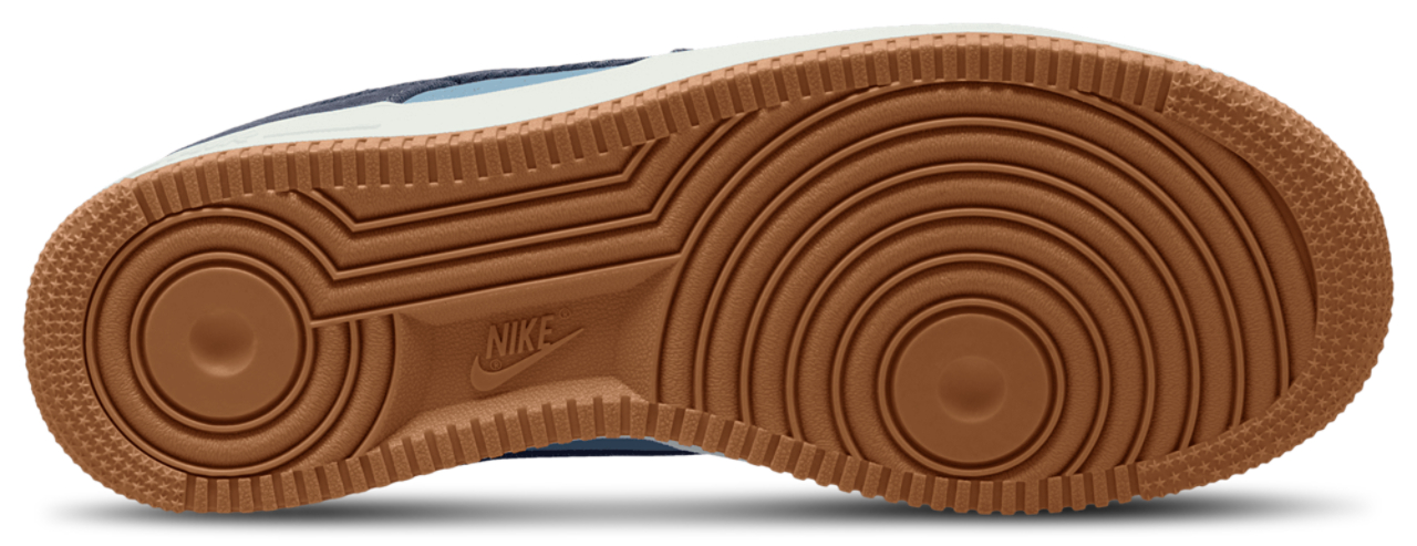Nike Air Force 1 '07 LV8 Image 4 of 4. Tap to open photo gallery.