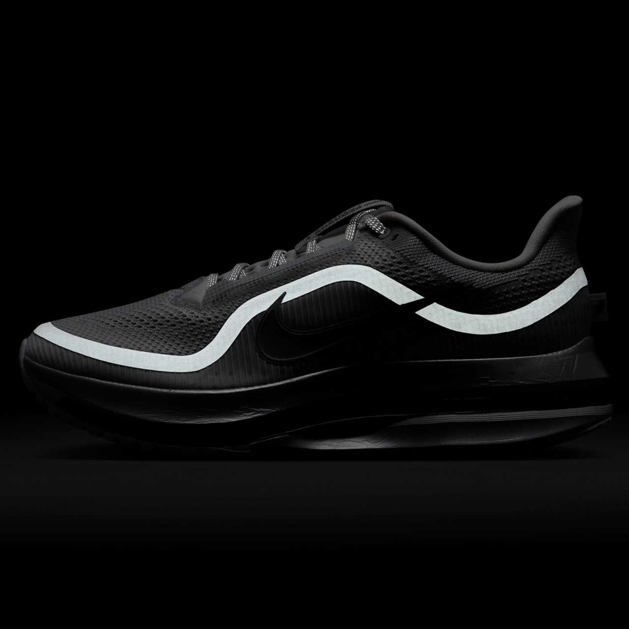 Nike Pegasus Premium RR Image 6 of 6. Tap to open photo gallery.