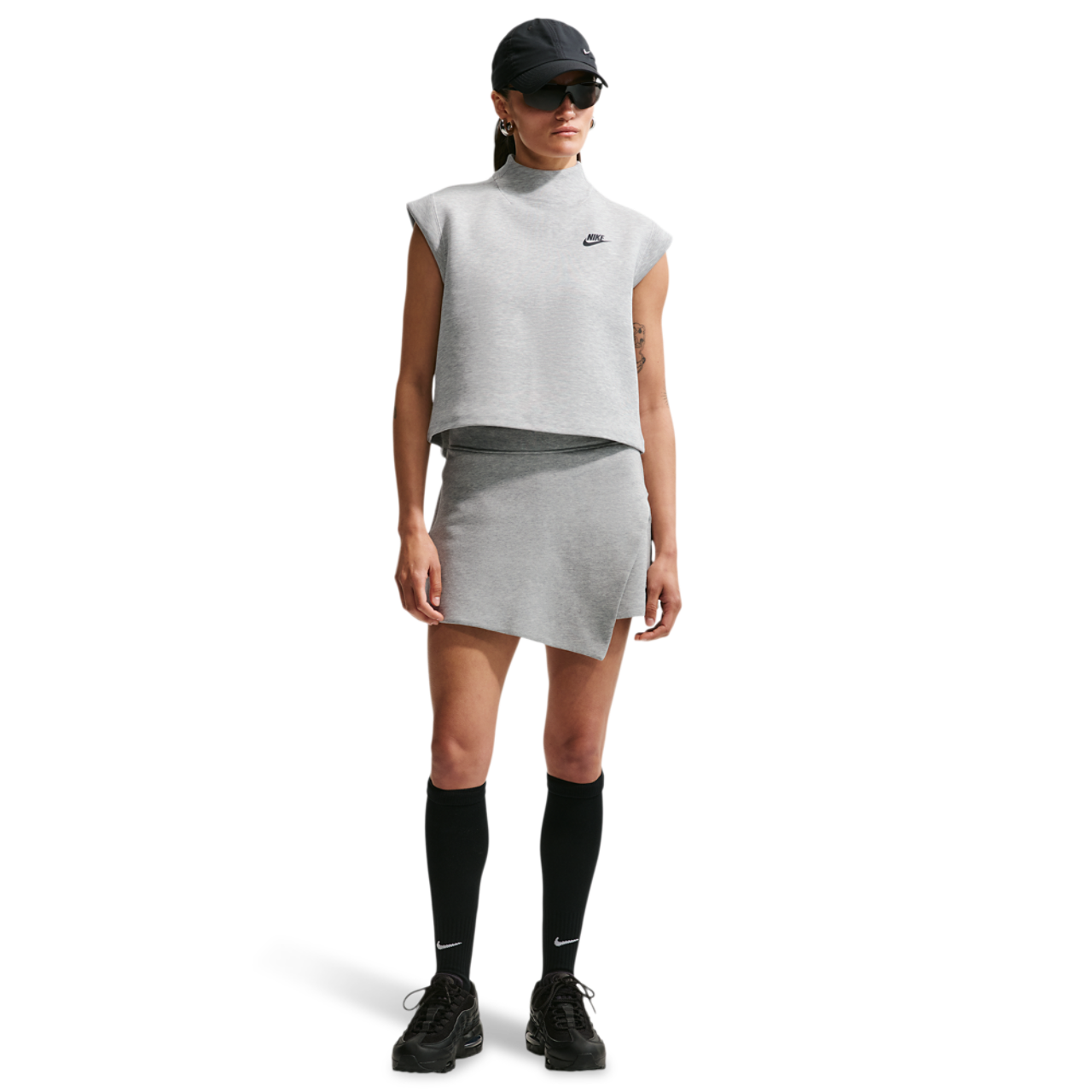 Nike NSW Tech Fleece SS Top Image 3 of 4. Tap to open photo gallery.