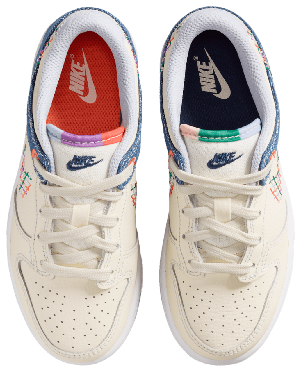 Nike Dunk Low Image 4 of 5. Tap to open photo gallery.