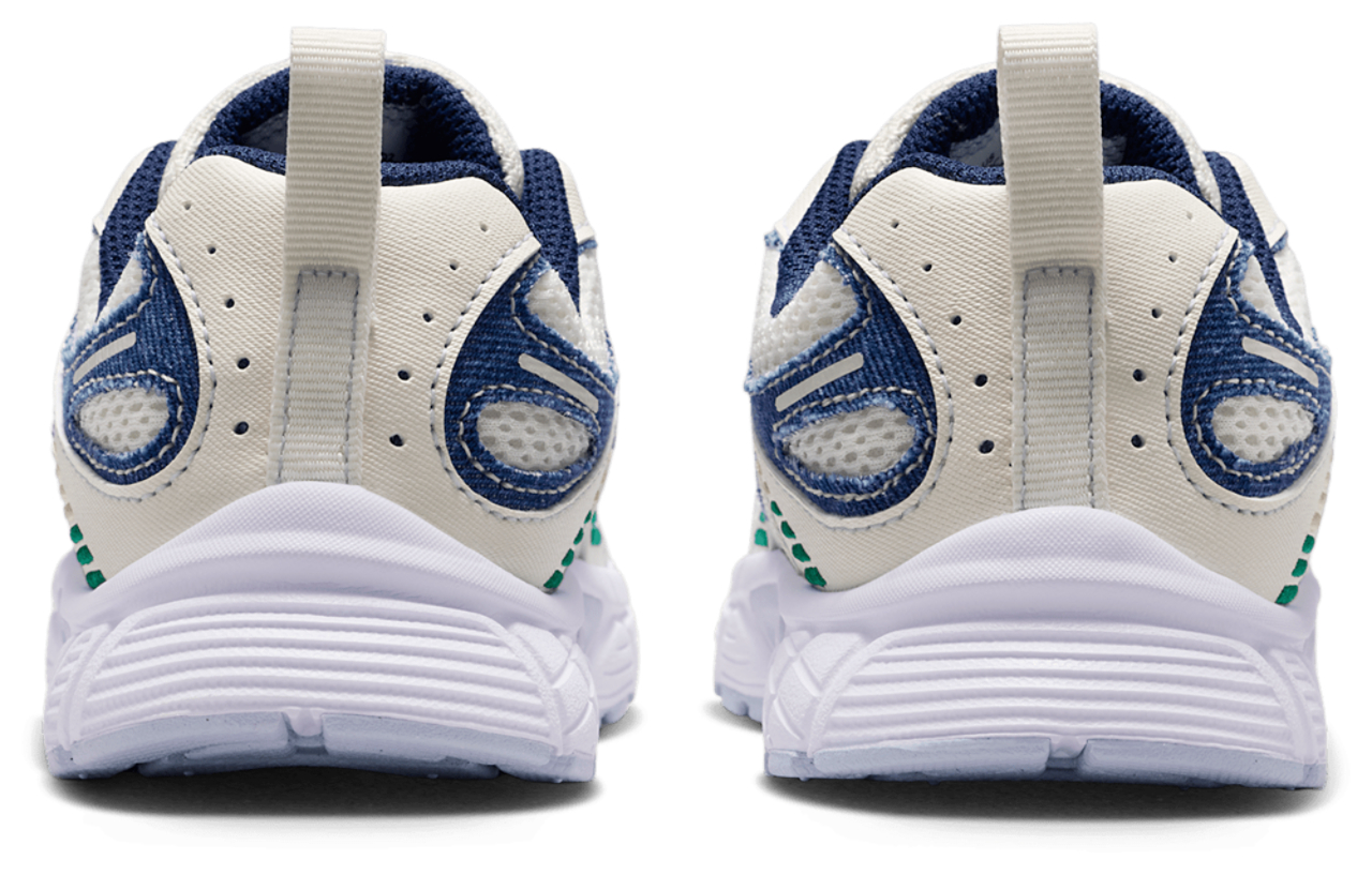 Nike V5 RNR Image 3 of 5. Tap to open photo gallery.