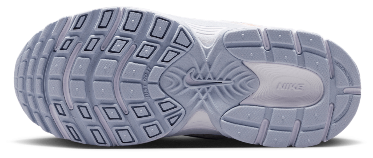Nike V5 RNR Image 5 of 5. Tap to open photo gallery.