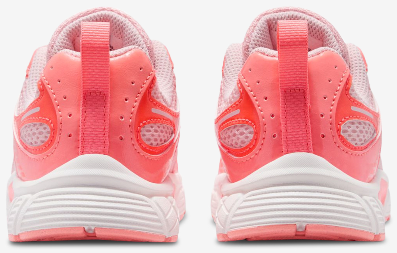 Nike V5 RNR Lace Image 3 of 5. Tap to open photo gallery.