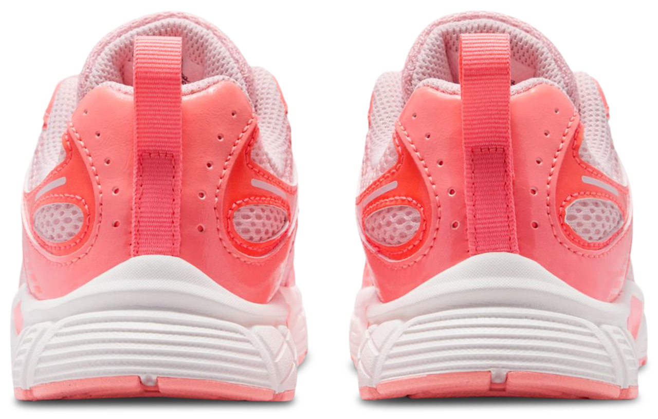 Nike V5 RNR Lace Image 3 of 5. Tap to open photo gallery.