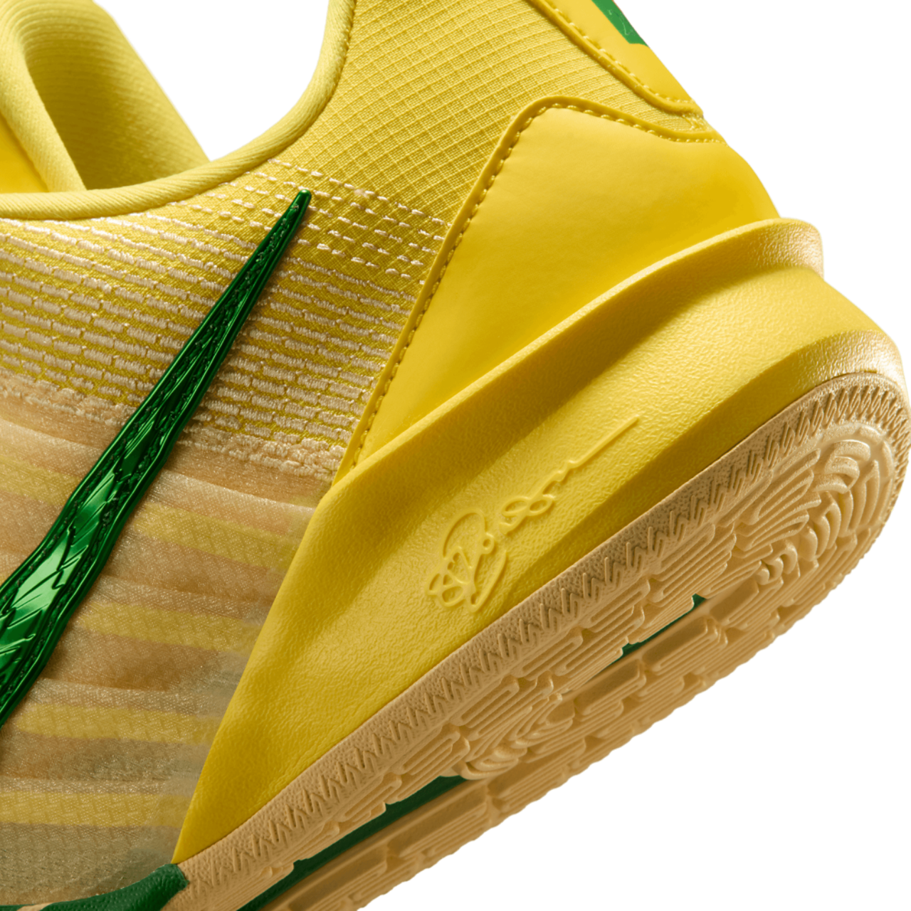 Nike Sabrina 3 Image 8 of 8. Tap to open photo gallery.