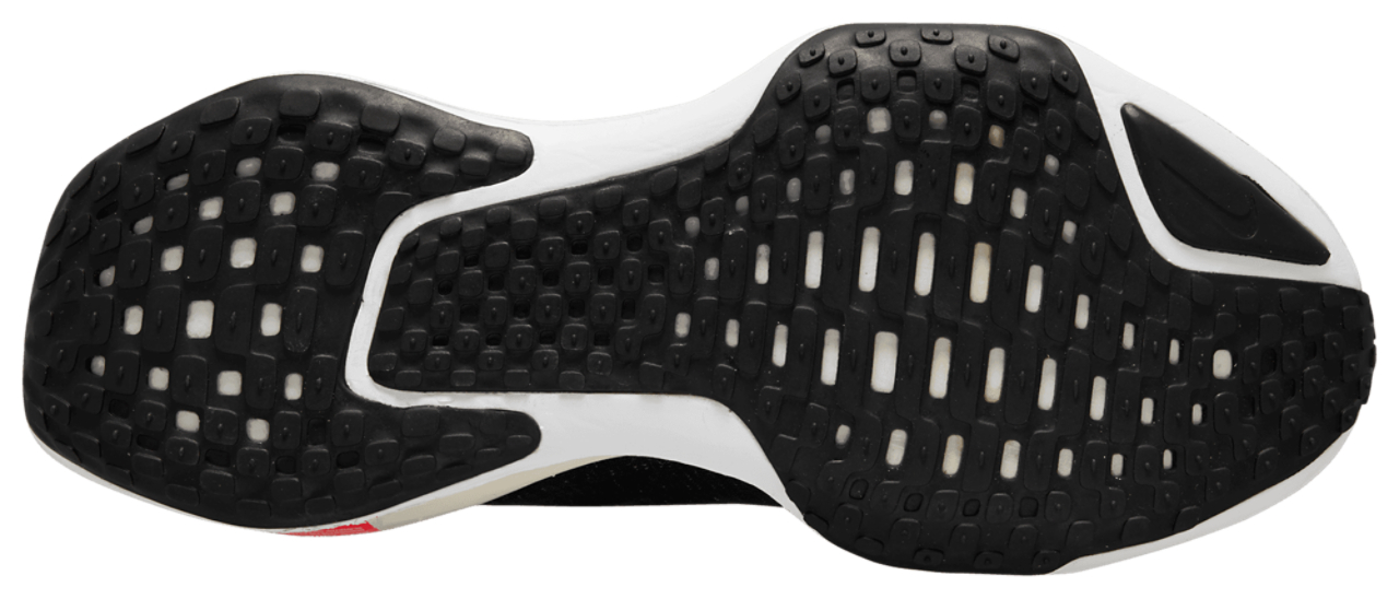 Nike ZoomX Invincible Run Flyknit 3  Image 4 of 4. Tap to open photo gallery.