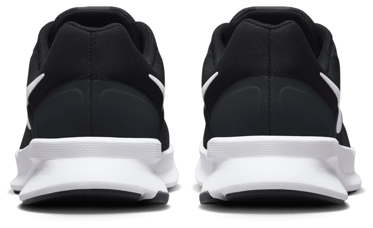 Nike Run Swift 3 Image 3 of 5. Tap to open photo gallery.