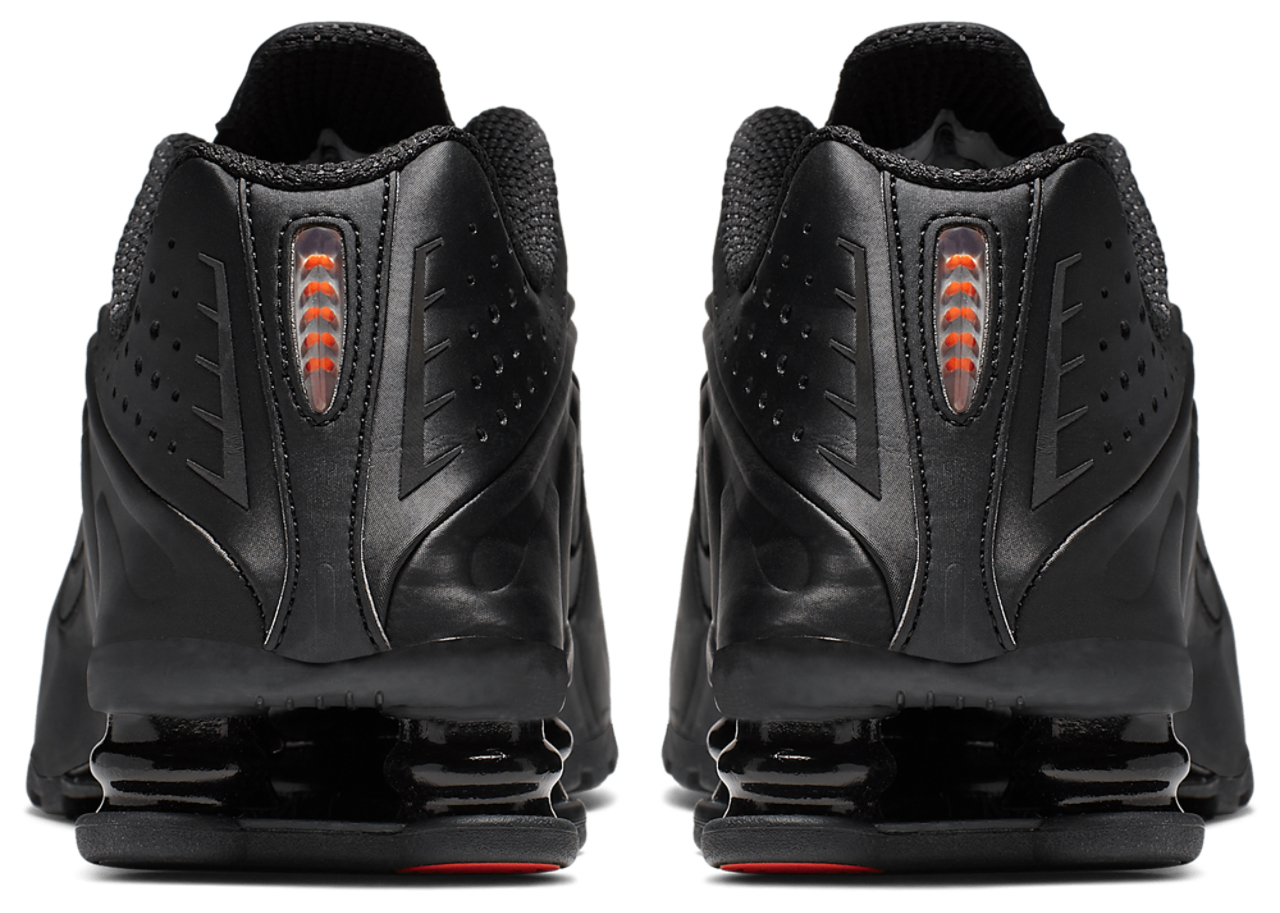 パンダ NIKE ショックス R4 Nike Shox R4 | Foot Locker