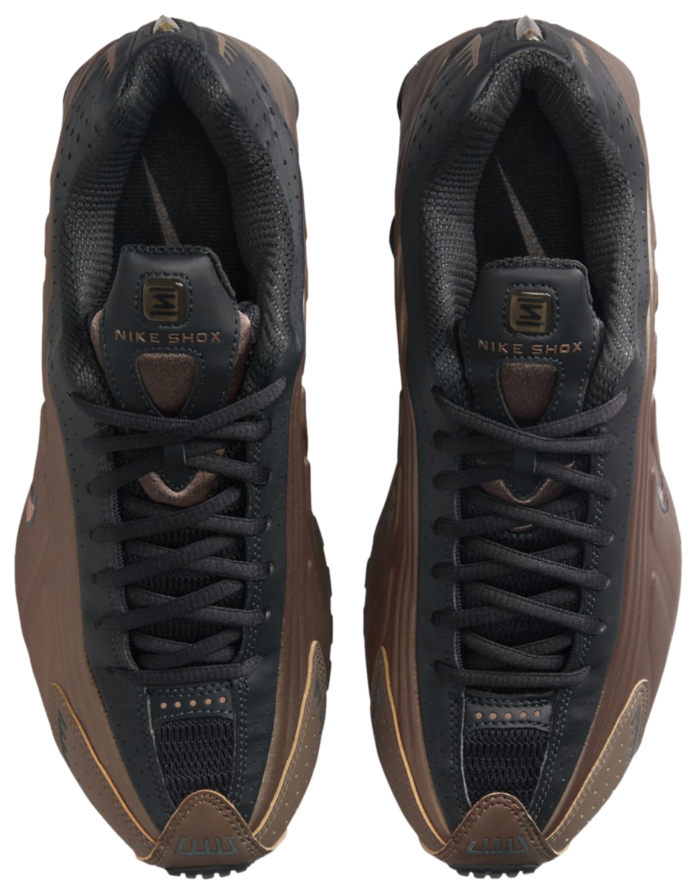 パンダ　NIKE ショックス R4 ☆NIKE☆大人気☆SHOX R4 / ショックスR4☆追跡可 (Nike/スニーカー