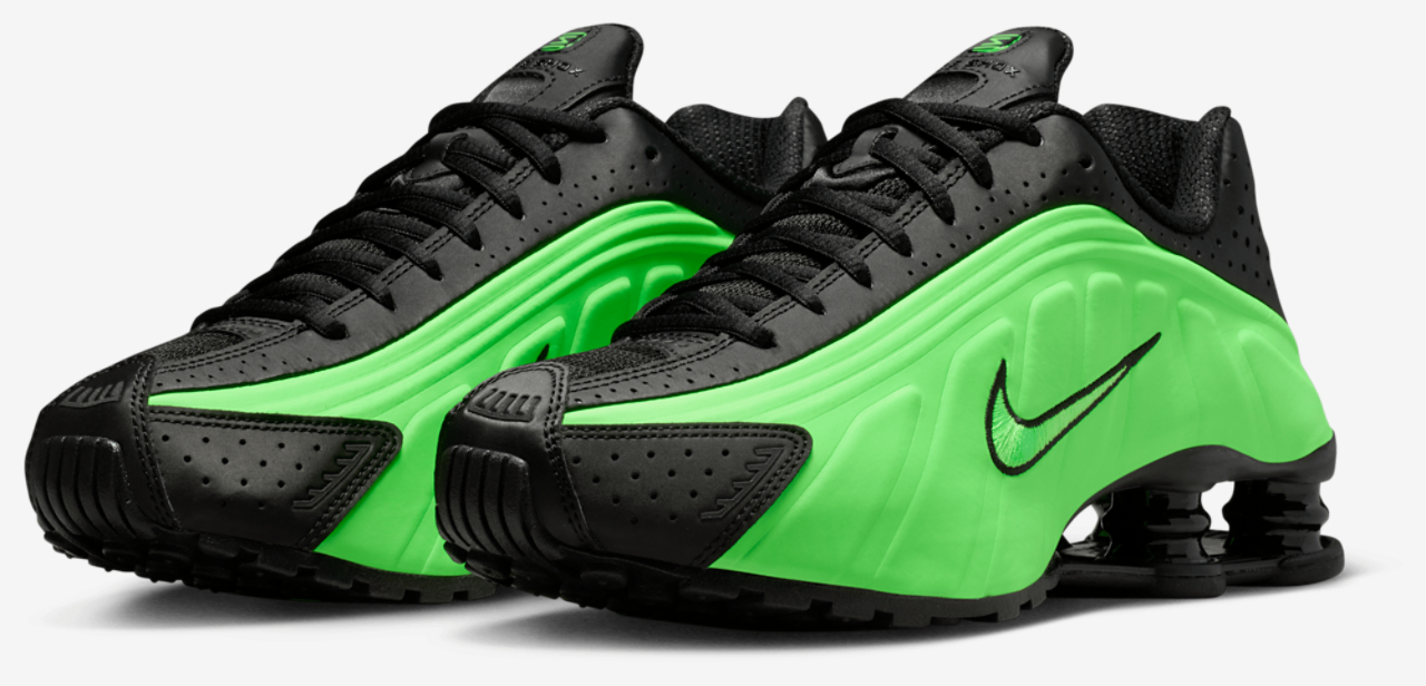 Nike Shox R4 Image 6 of 8. Tap to open photo gallery.
