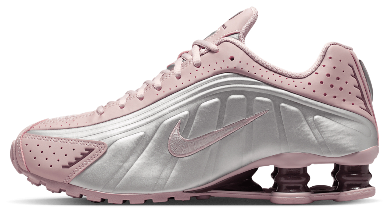 Nike Shox R4 Image 2 of 8. Tap to open photo gallery.