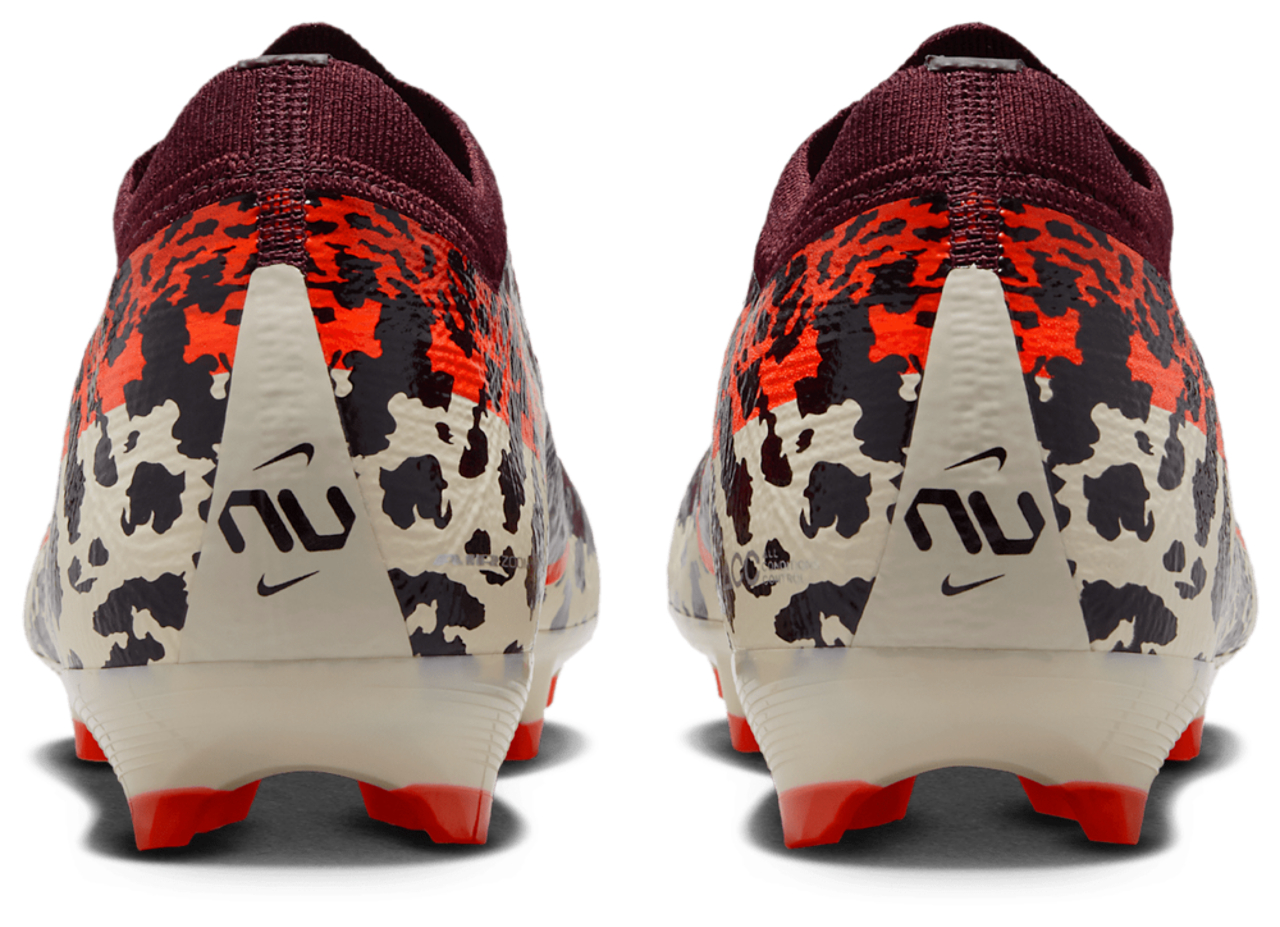 Nike JR ZM Vapor 16 Pro FG Image 3 of 5. Tap to open photo gallery.