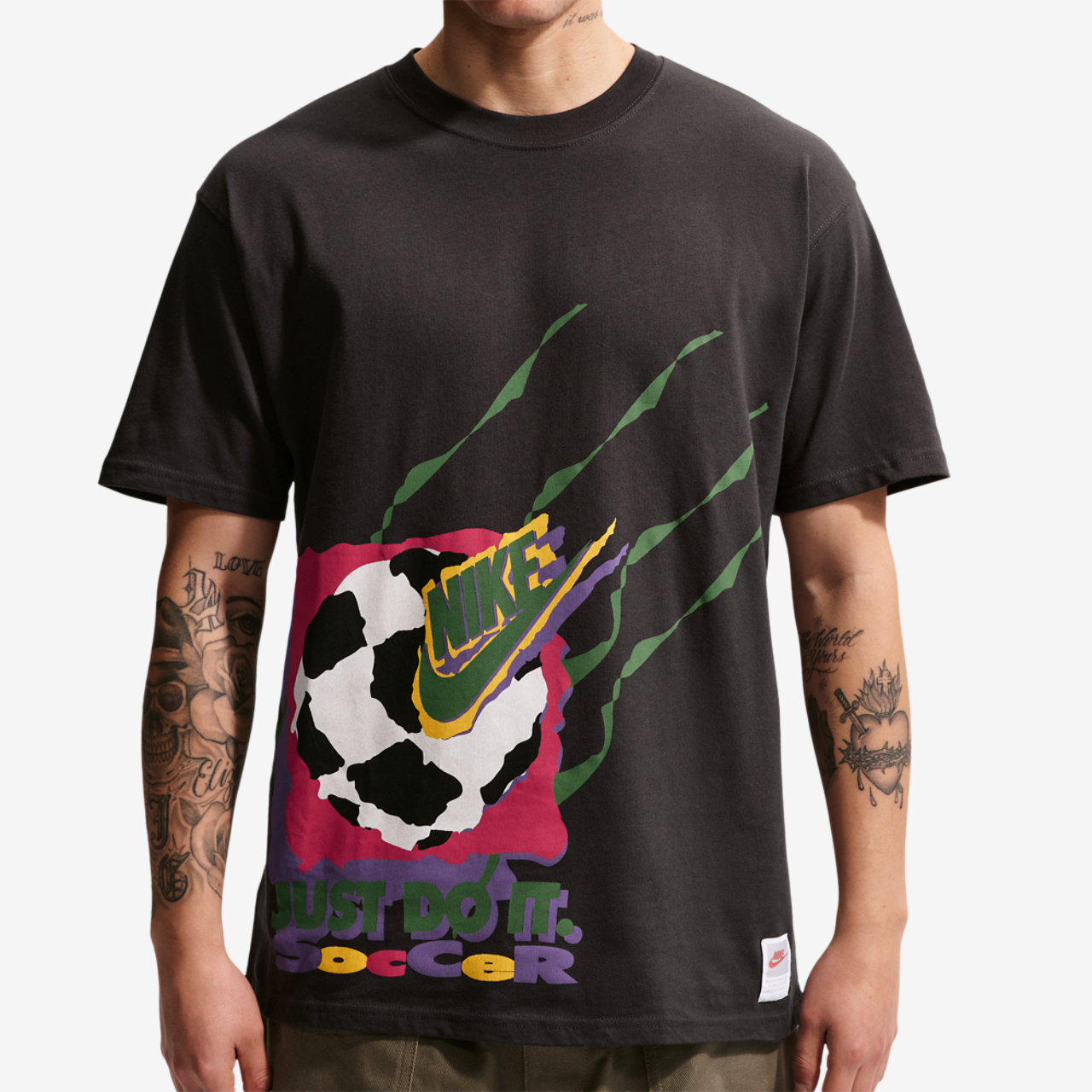 Nike NSW SS Max 90 Tee Dnar 7 Image 1 of 4. Tap to open photo gallery.