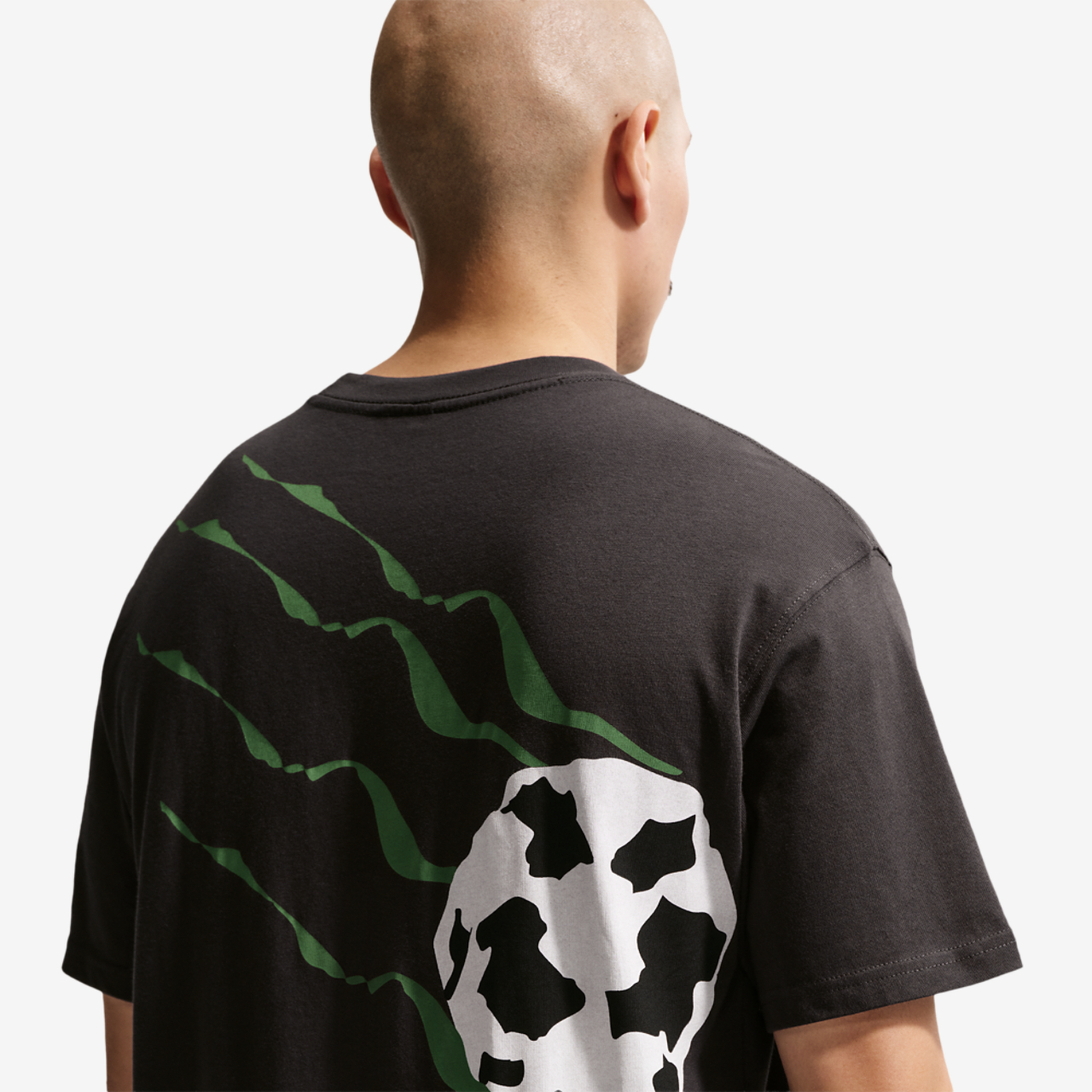 Nike NSW SS Max 90 Tee Dnar 7 Image 2 of 4. Tap to open photo gallery.