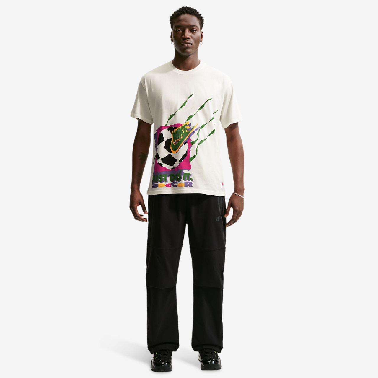 Nike NSW SS Max 90 Tee Dnar 7 - Men's | Foot Locker