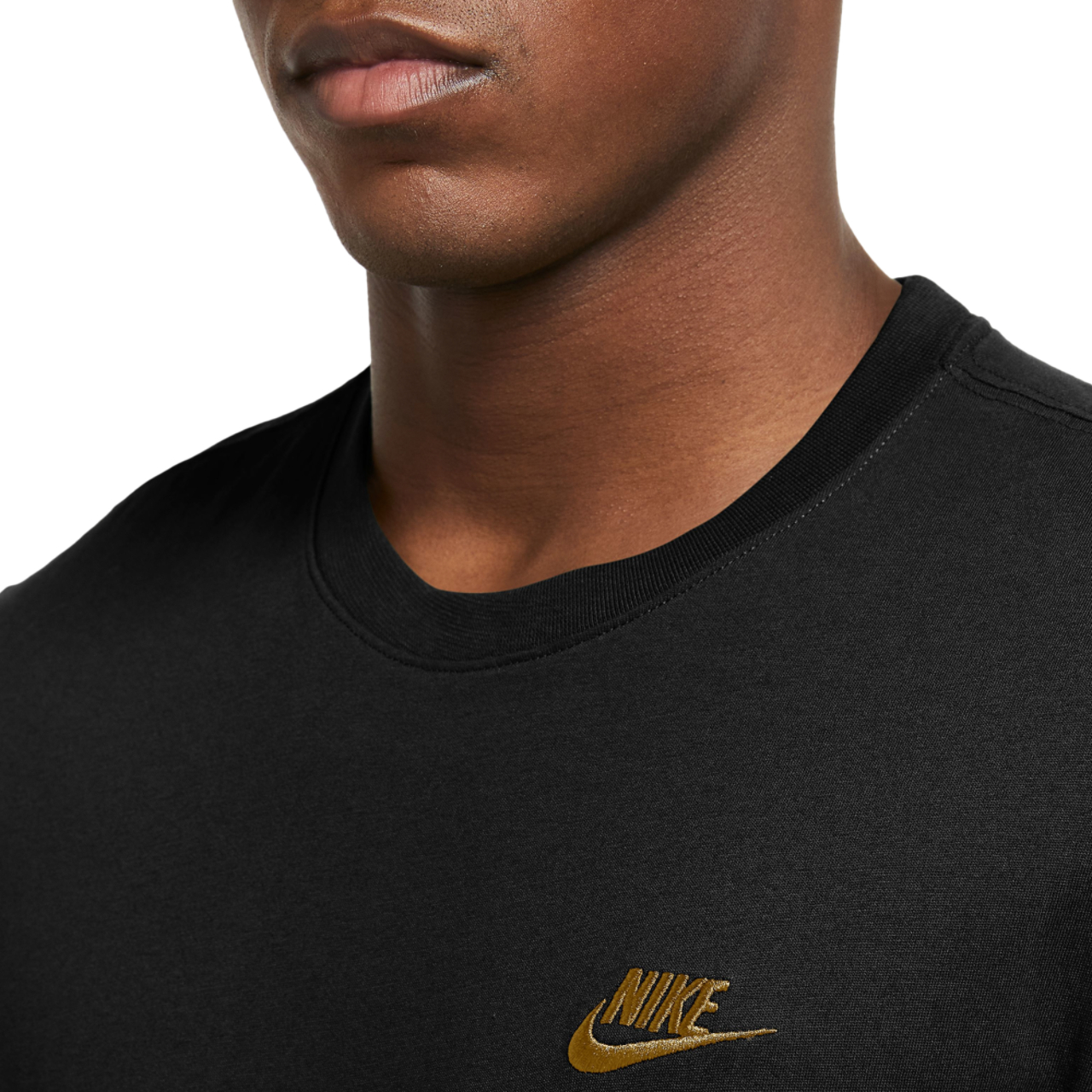 Nike NSW Club Short Sleeve T-Shirt Image 3 of 3. Tap to open photo gallery.
