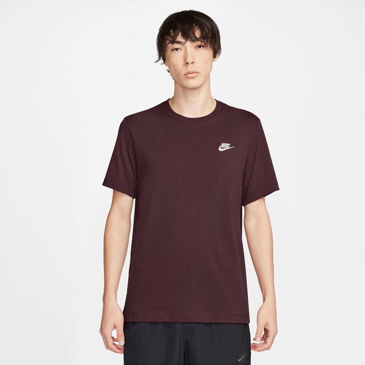 Nike NSW Club Short Sleeve T-Shirt Image 2 of 4. Tap to open photo gallery.
