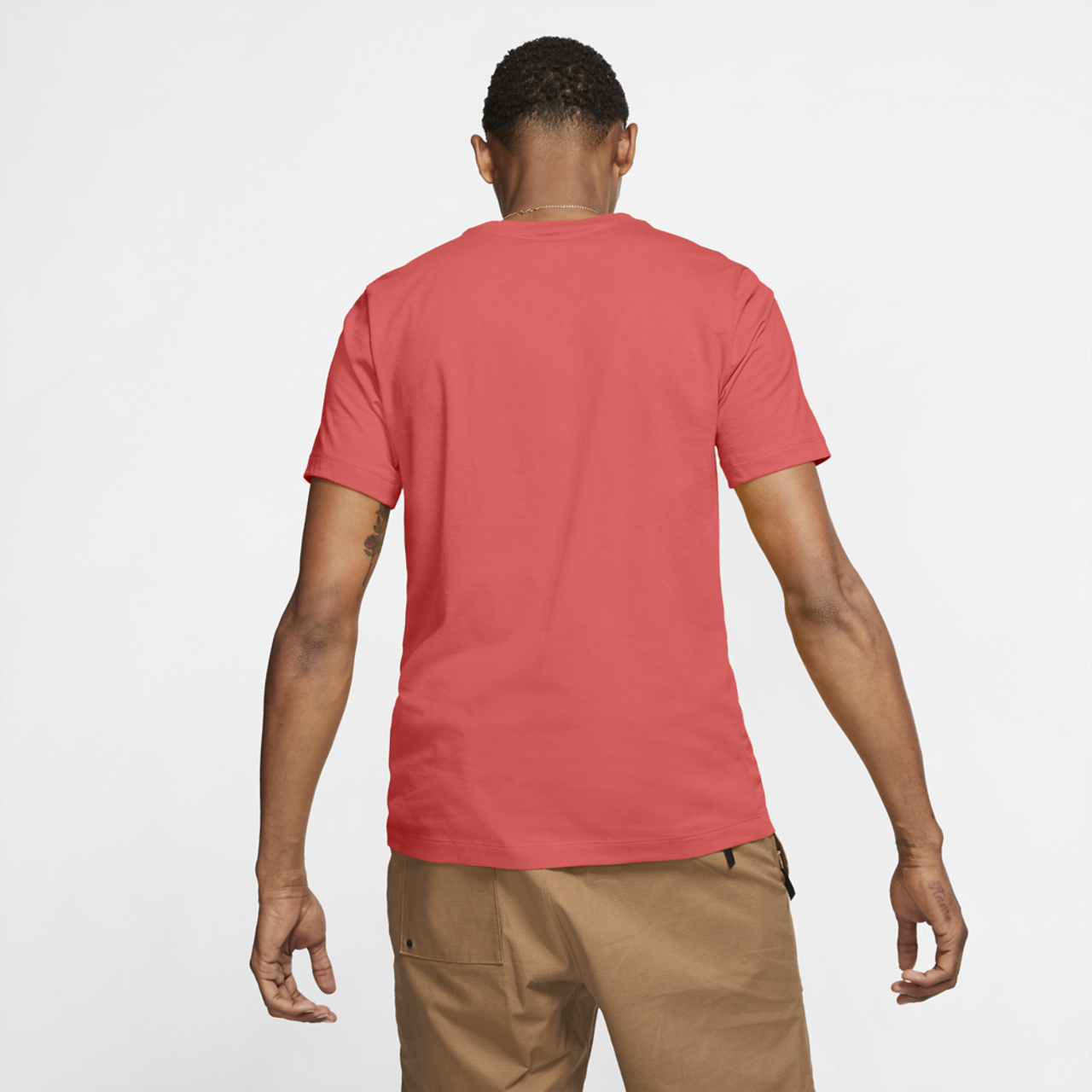 Nike NSW Club Short Sleeve T-Shirt Image 3 of 4. Tap to open photo gallery.