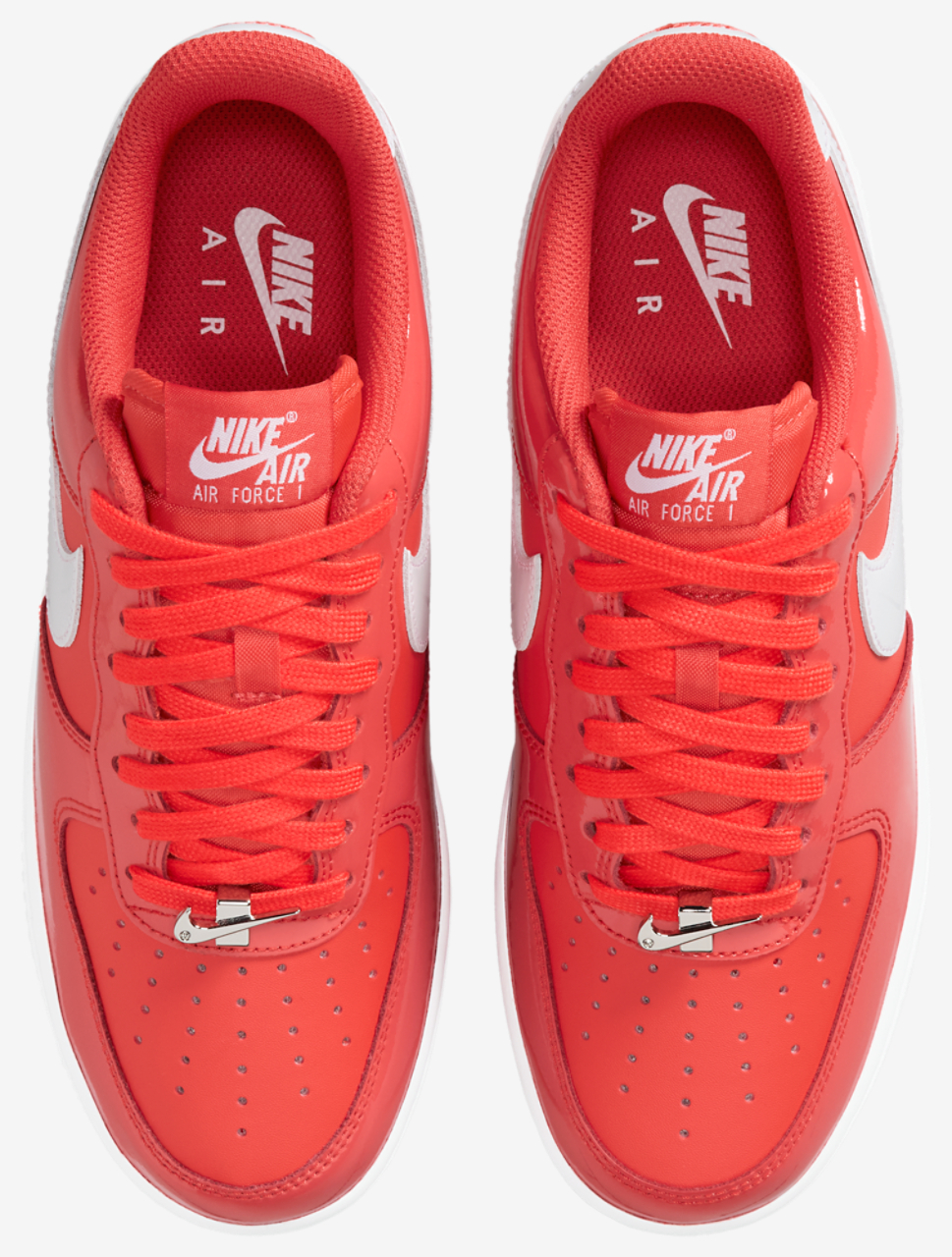 Nike Air Force 1 '07 SE Image 4 of 5. Tap to open photo gallery.