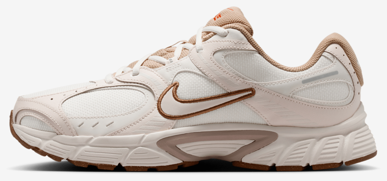 Nike V5 RNR Image 2 of 5. Tap to open photo gallery.
