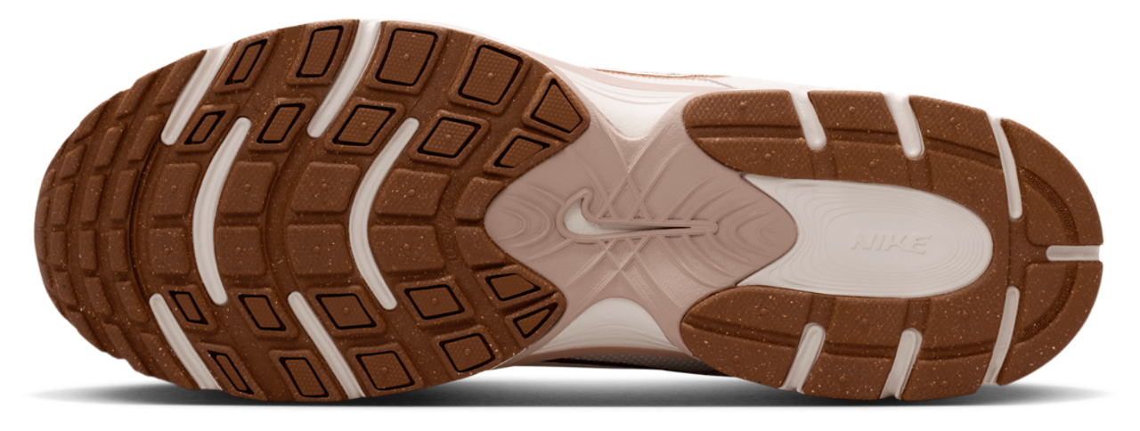 Nike V5 RNR Image 5 of 5. Tap to open photo gallery.