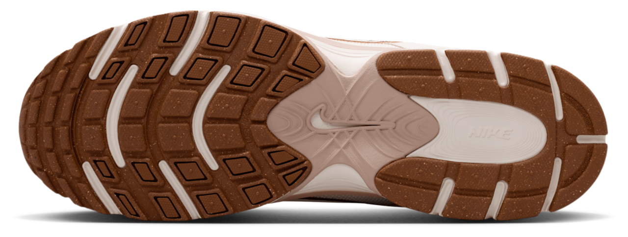 Nike V5 RNR Image 5 of 5. Tap to open photo gallery.