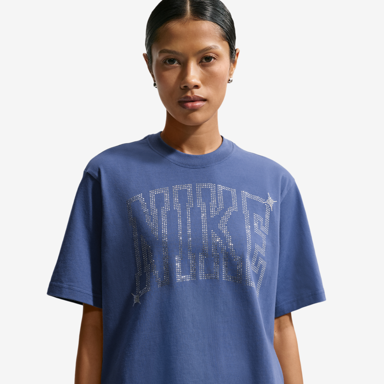 Nike NSW Classic Boxy ST7 Bling T-Shirt Image 1 of 4. Tap to open photo gallery.
